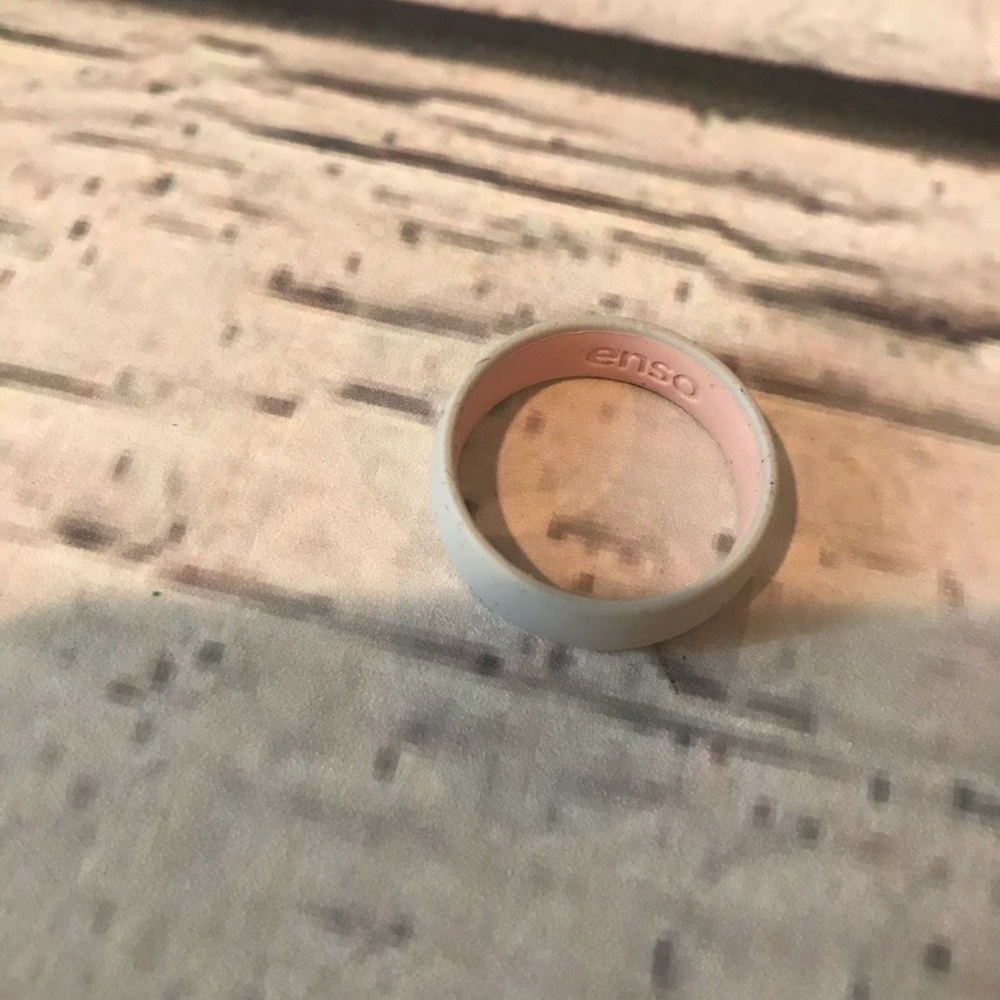 NWT Enso ring - Picture 3 of 5